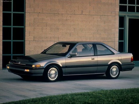 Honda Accord Coupe (1988) 1