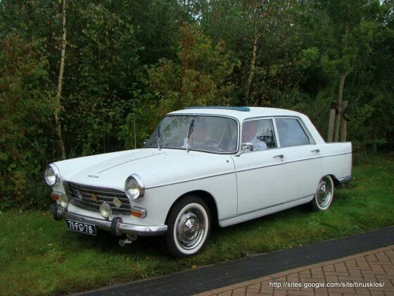 Peugeot 404 1975 1 560x420 Peugeot 404 (1975) Peugeot 404 1975 1 560x420 Peugeot 404 (1975)